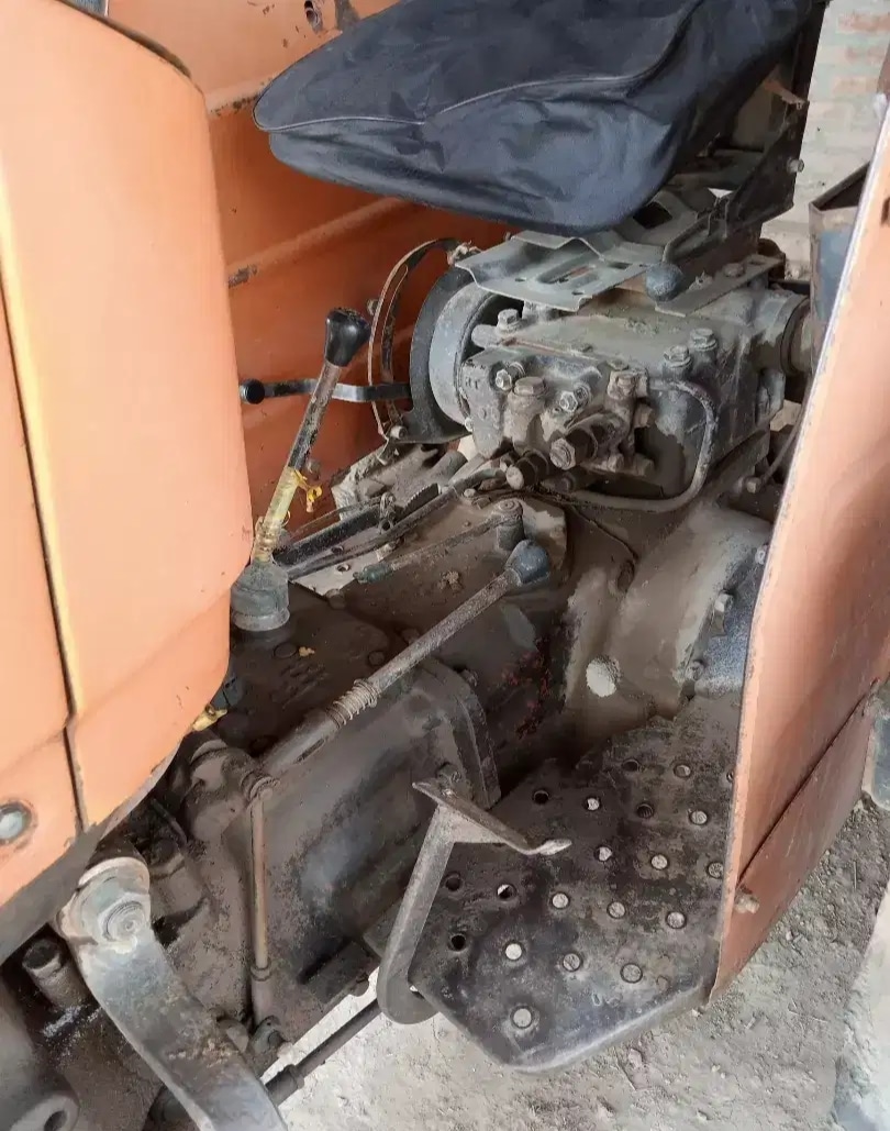 New Holland Ghazi Tractor model 2012