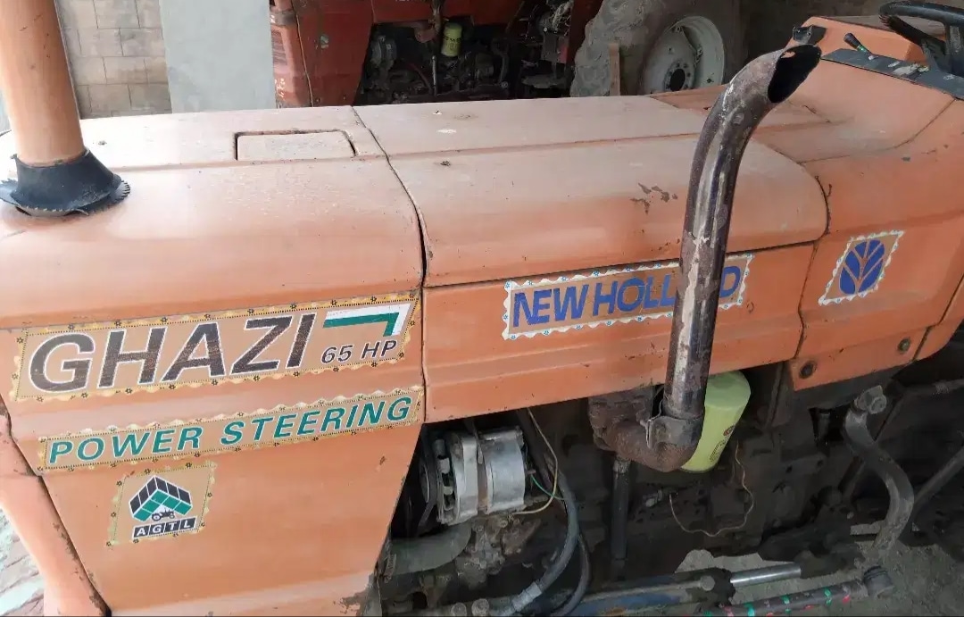New Holland Ghazi Tractor model 2012