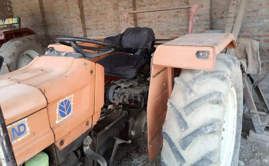 New Holland Ghazi Tractor model 2012