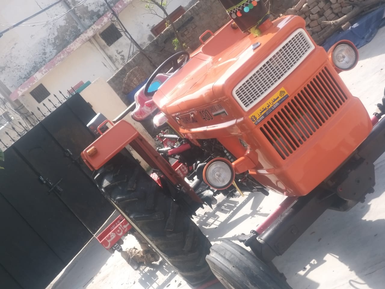 NH480 Tractor model 2019 for sale