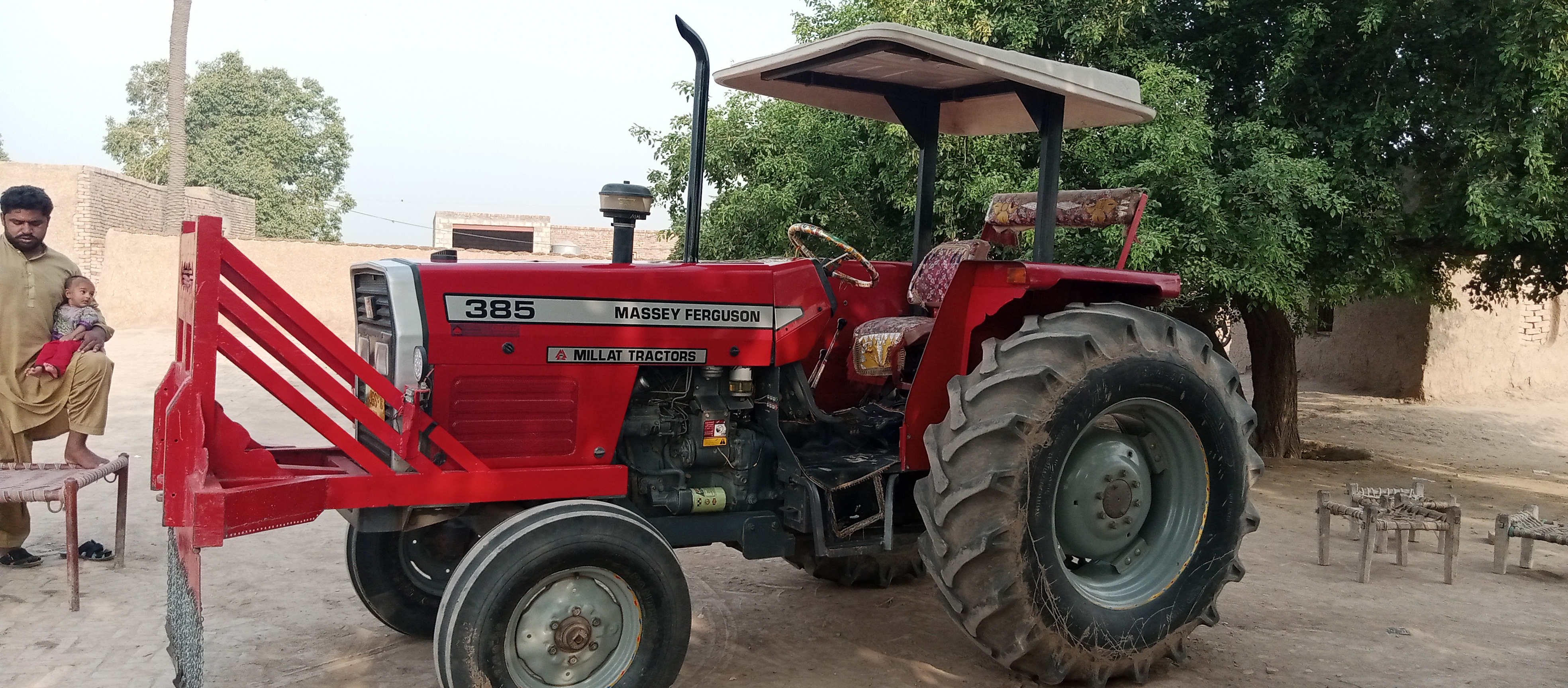 MF385 Massey Tractor Model 2018