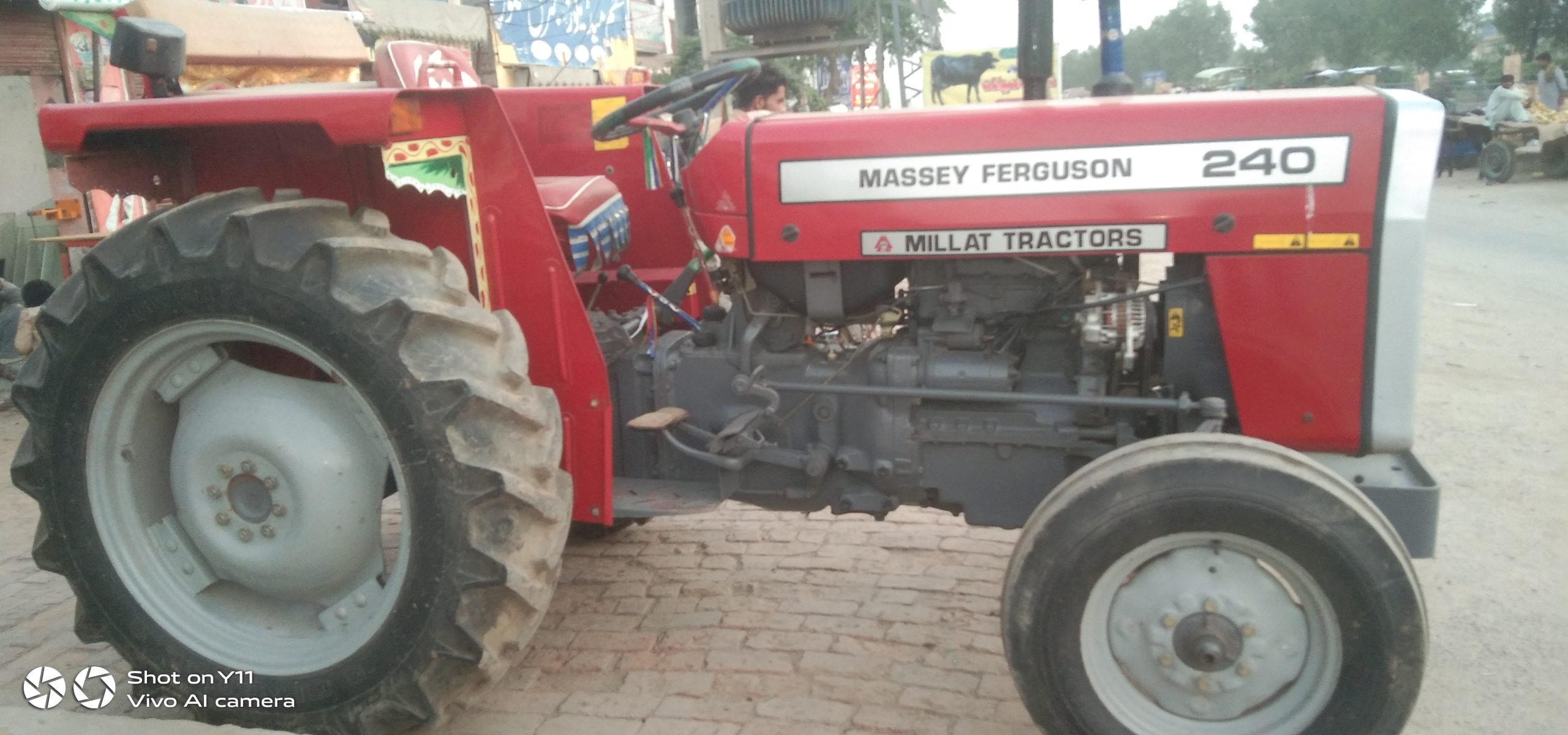 Massey MF240 tractor model 2018