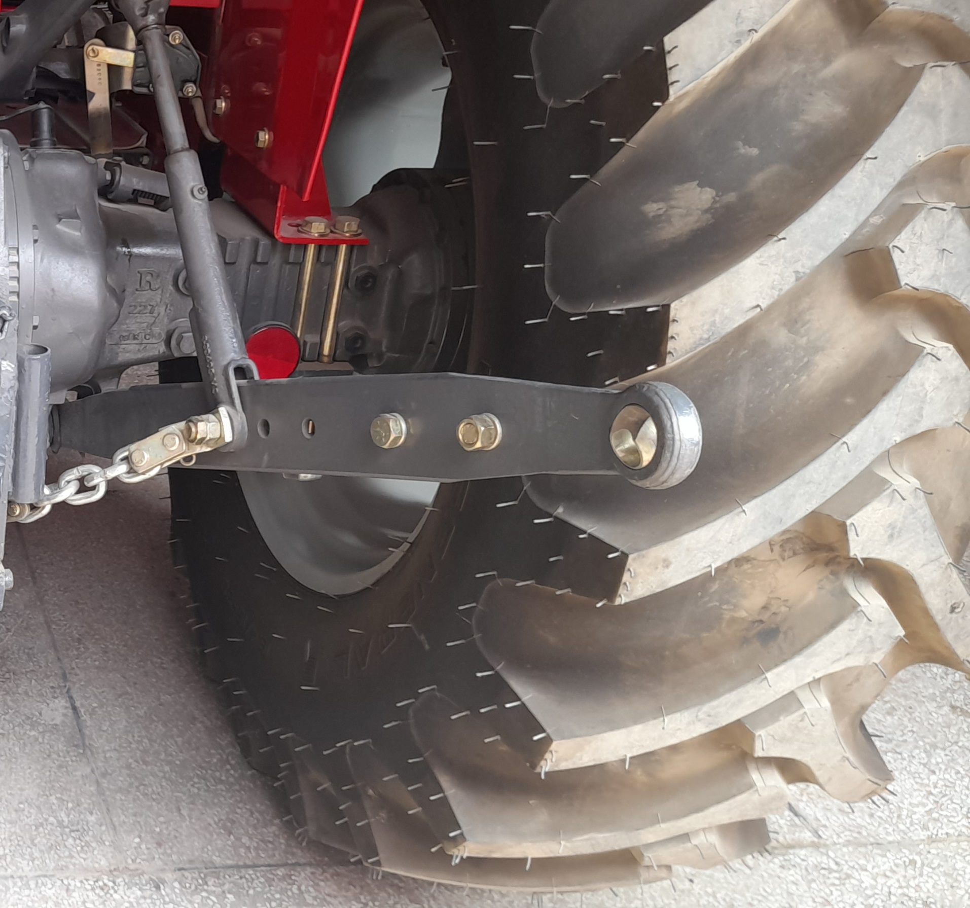 MF 385 tractor model 2021