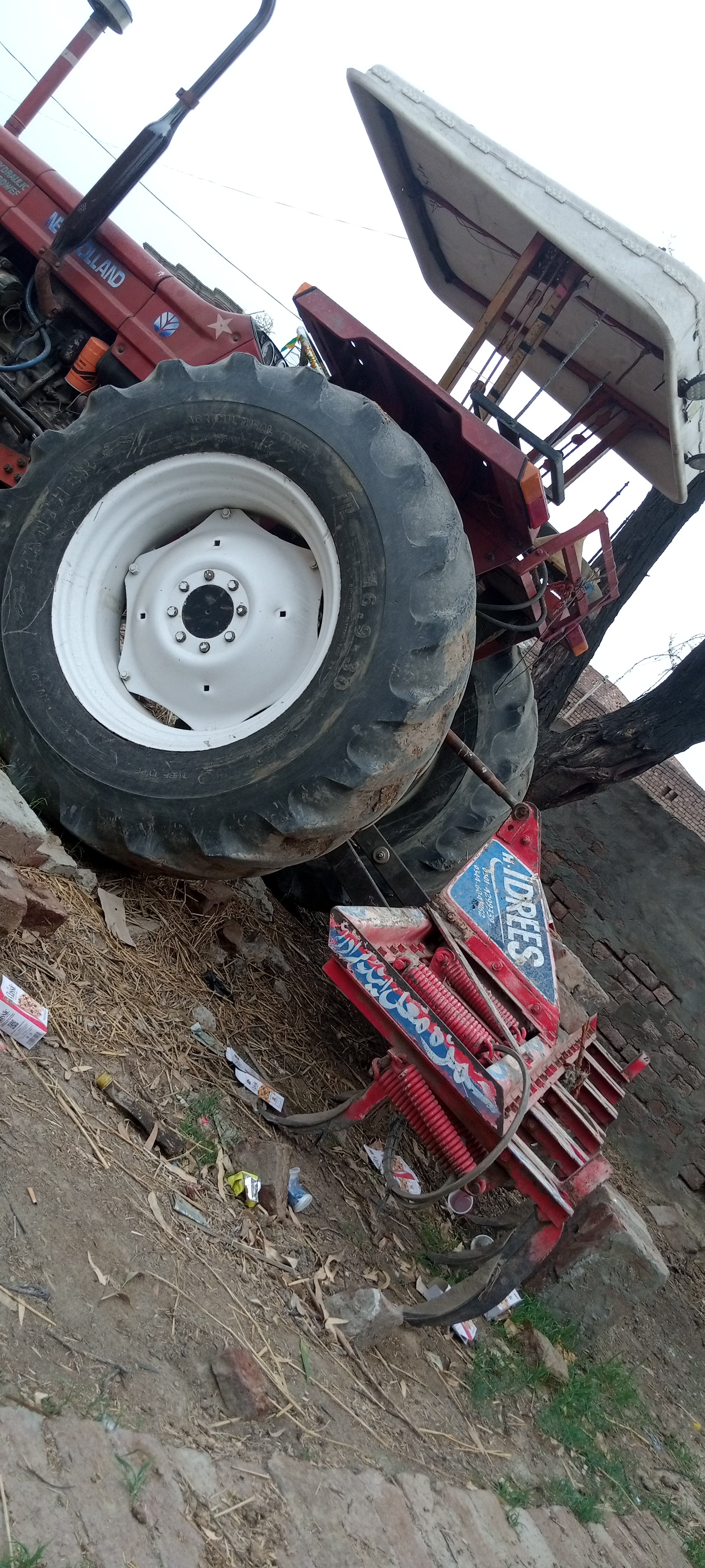 New holland 640 model 2008