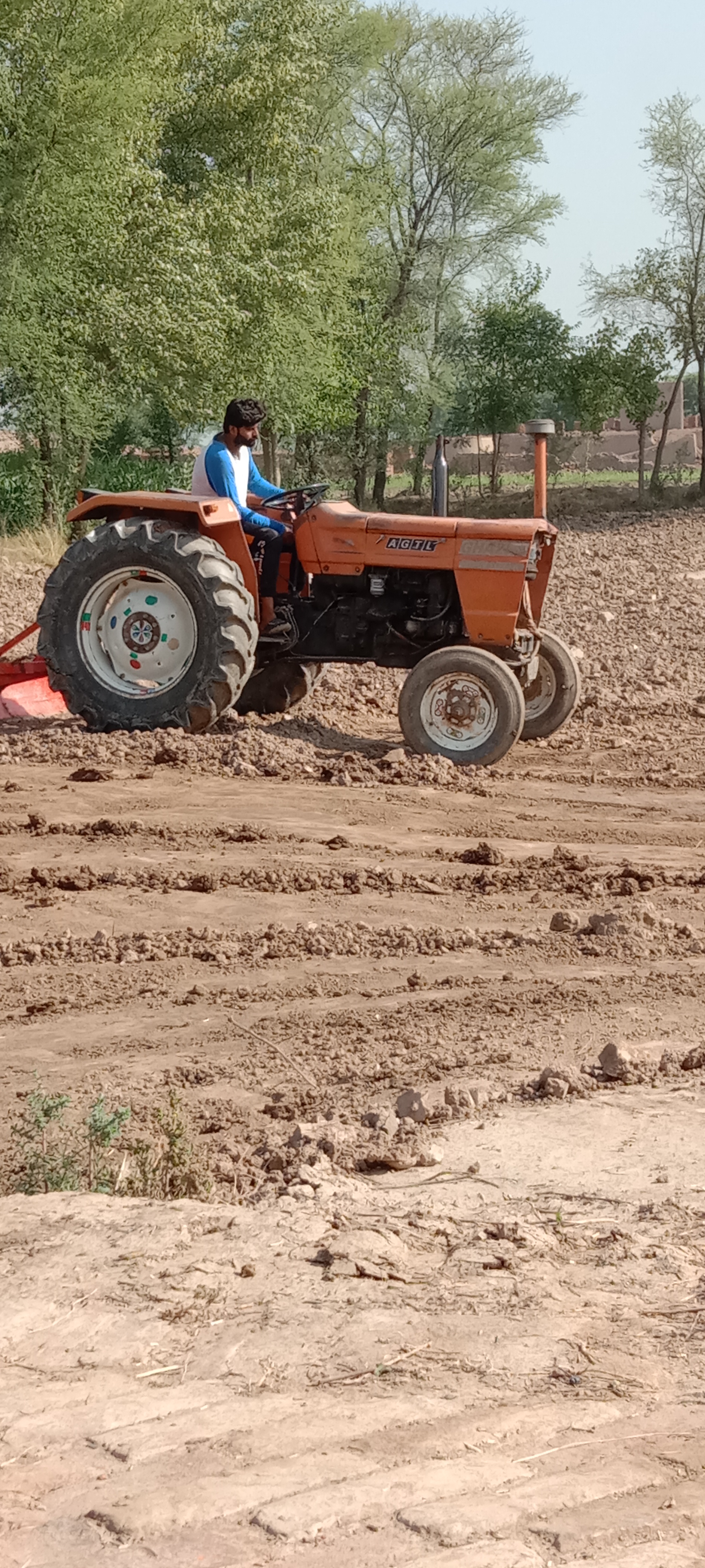 Al ghazi tractor 2002 model