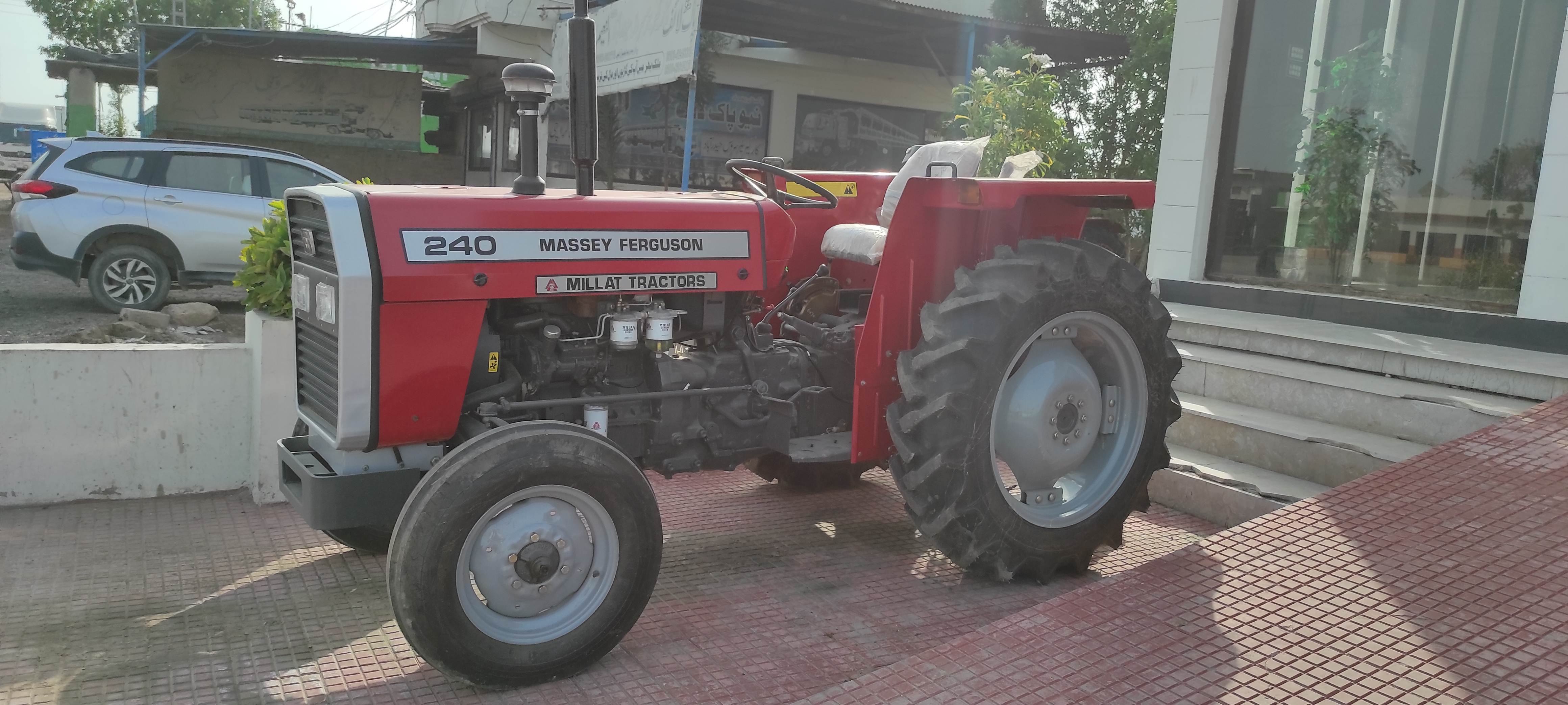 Massey 240 model 2022 Applied | Millat Tractor