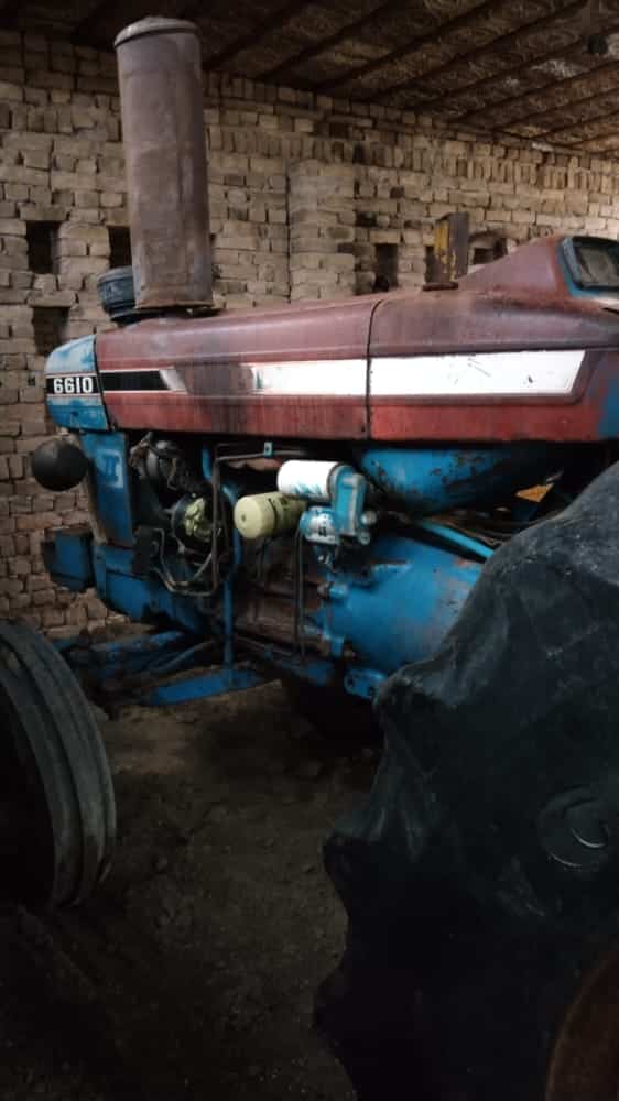 Ford tractor 6610 model 1987