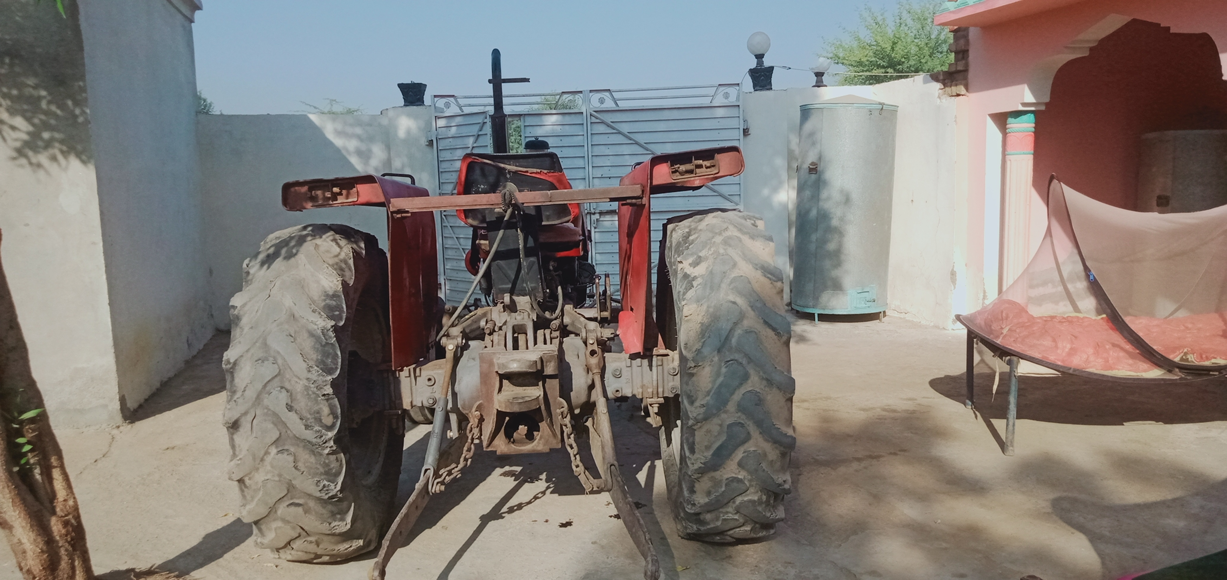 Millat Massey 260 Turbo Tractor model 2010