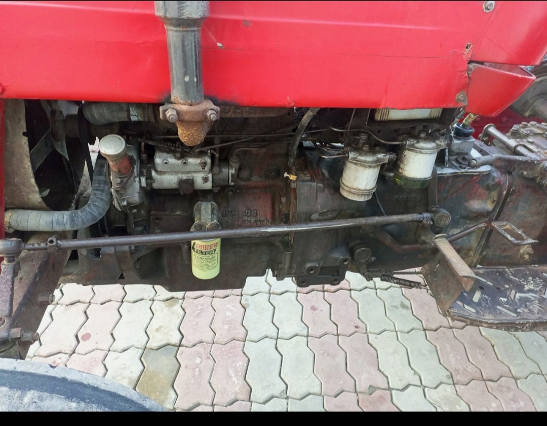 Massey Ferguson MF 135 model 1976