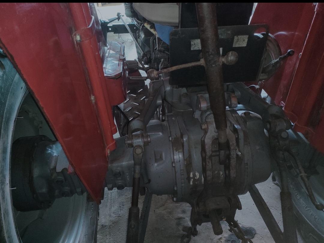 Massey MF240 model 2017