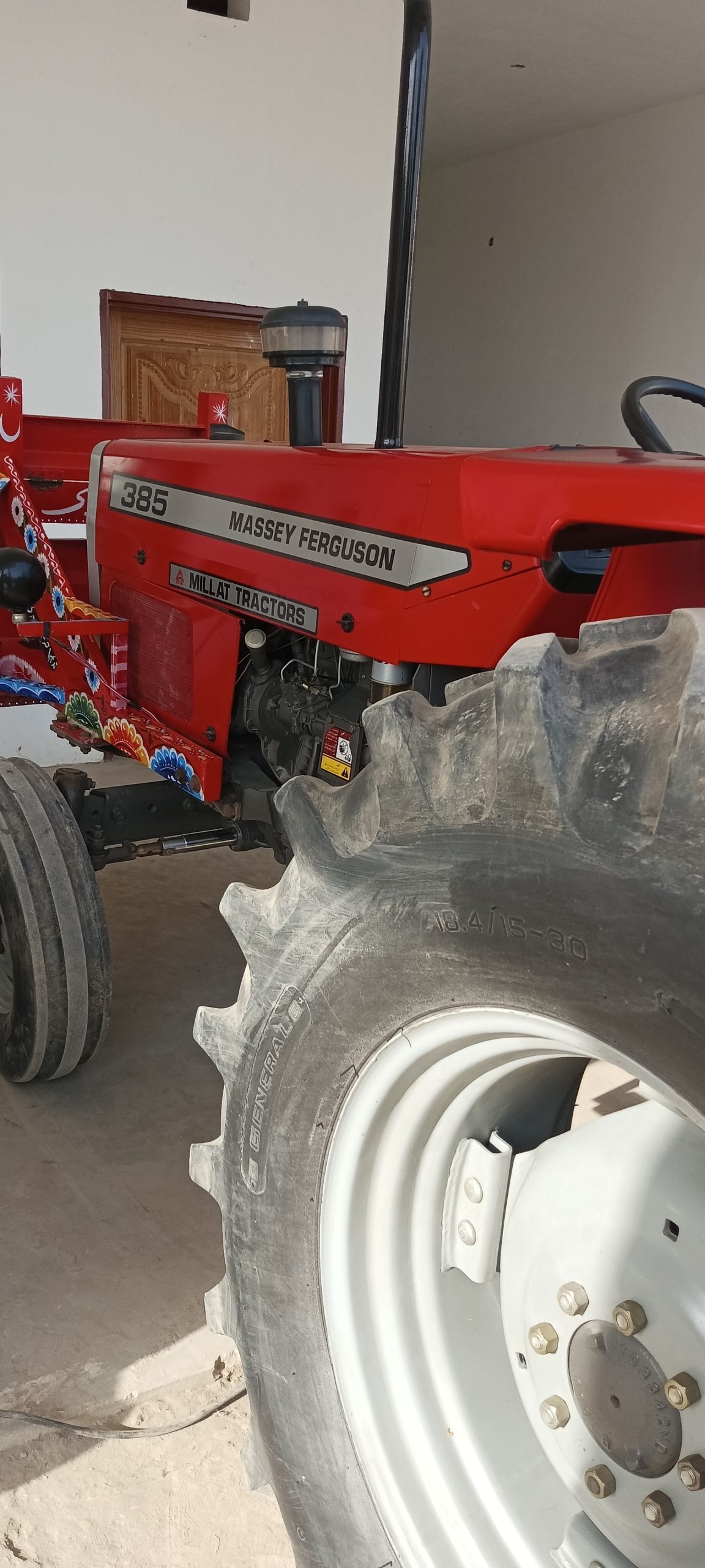 MF 385 model 2021 fresh tractor