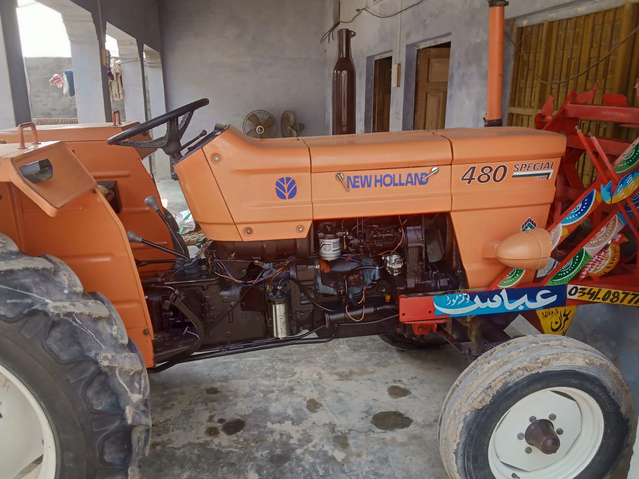 New Holland 480 tractor model 2017