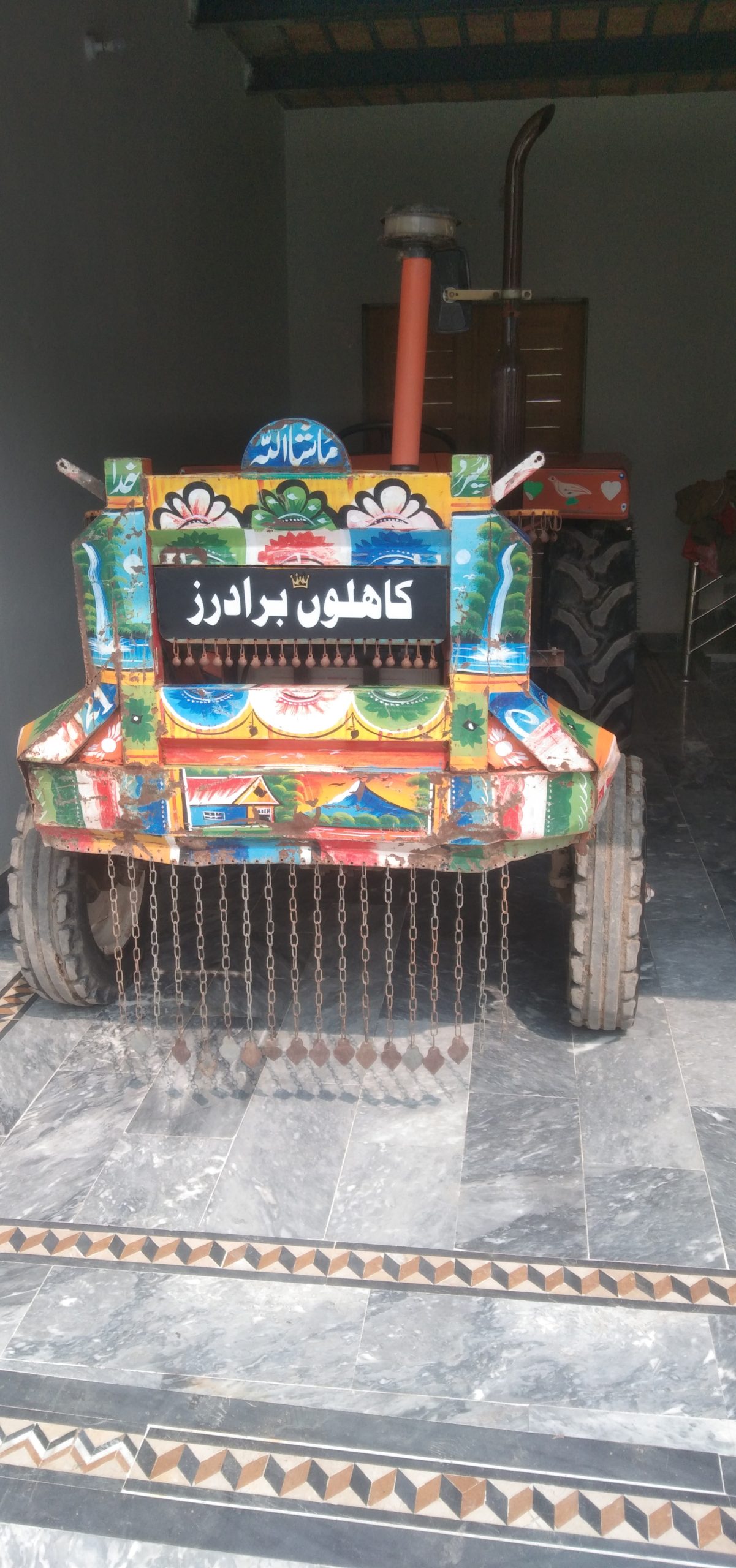 NH 480 tractor model 2014